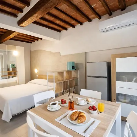 Piazzetta Pagliai - Elba Affitti *