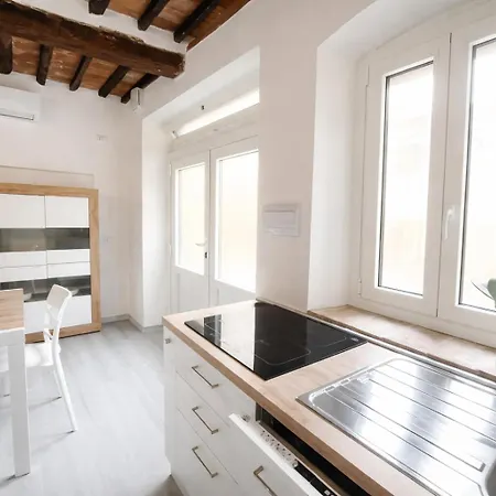 Piazzetta Pagliai - Elba Affitti * Portoferraio